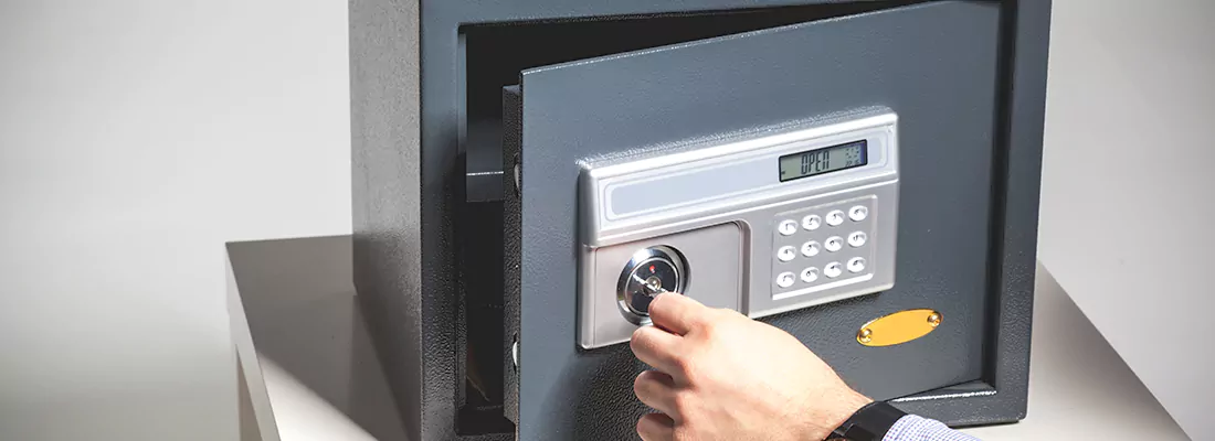 Safe Opening Repair in Lake Vista